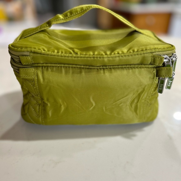 Lug makeup bag Grass green - Picture 3 of 10